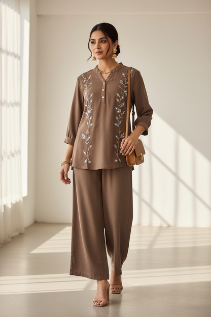 The Elina Grace Co ordset in Brown